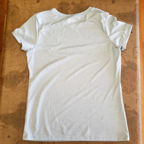 *UNDER ARMOUR, Size M, Grey and Black, Heatgear t-shirt - Picture 6 of 7
